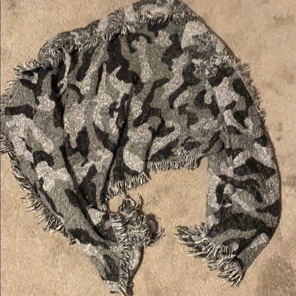 Camo scarf - Picture 2 of 2